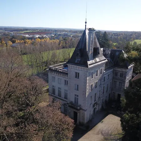 Chateau De Sur Bonnieure Bed and Breakfast *