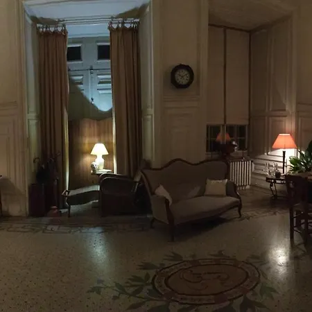 Chateau De Sur Bonnieure Frühstückspension