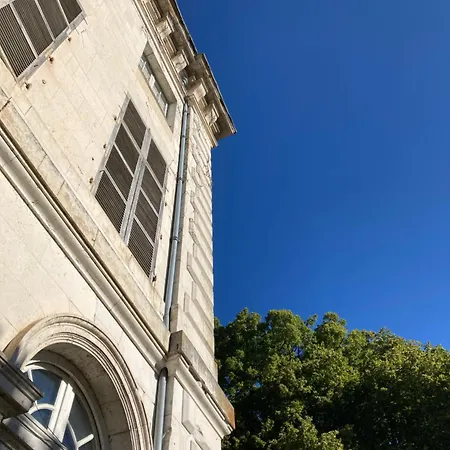 Chateau De Sur Bonnieure Bed & Breakfast *
