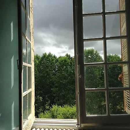 Chateau De Sur Bonnieure Bed & Breakfast