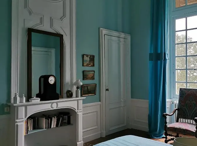 Château De Sur Bonnieure Couette-café *