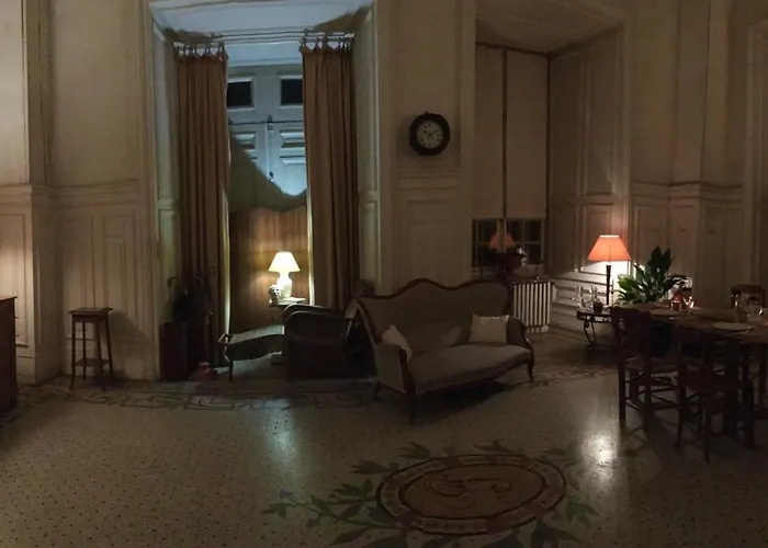 Château De Sur Bonnieure Couette-café